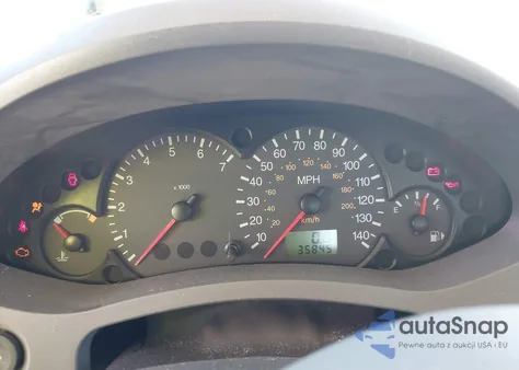 2005 Ford Focus Zx4 z USA, uszkodzony, nr VIN 1FAFP34N25W168410